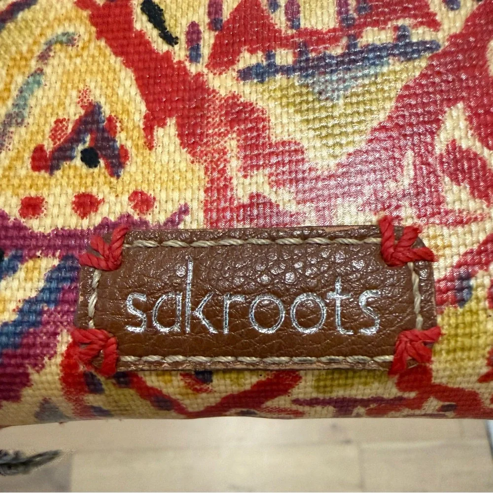 Sakroots Multicolor Tribal Zip Wallet - Red, Yellow, Blue - Picture 4 of 12